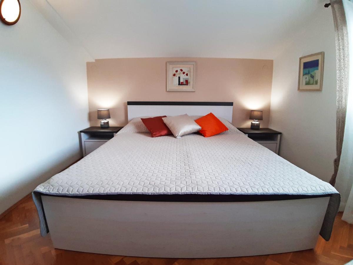 Apartments Zrinka 793 Пореч Экстерьер фото
